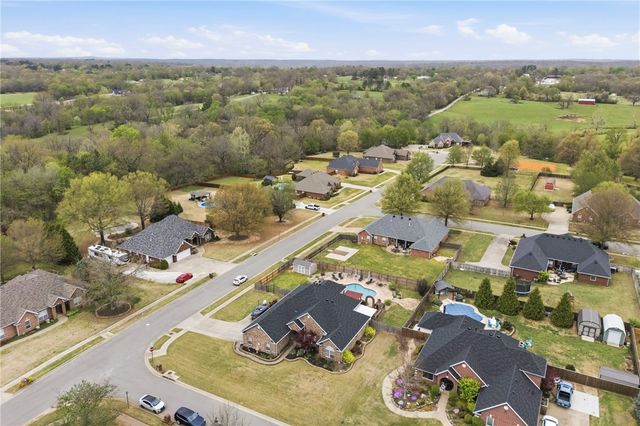 6616 W Pagosa Place, Fayetteville, AR 72704