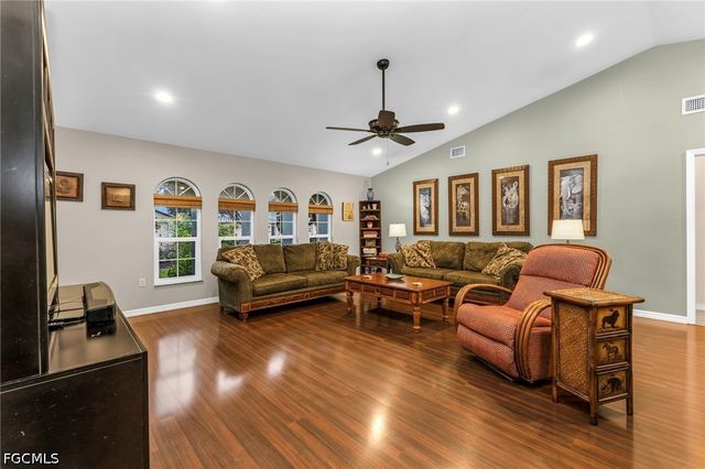 73 Manizaks AVE, Punta Gorda, FL 33983