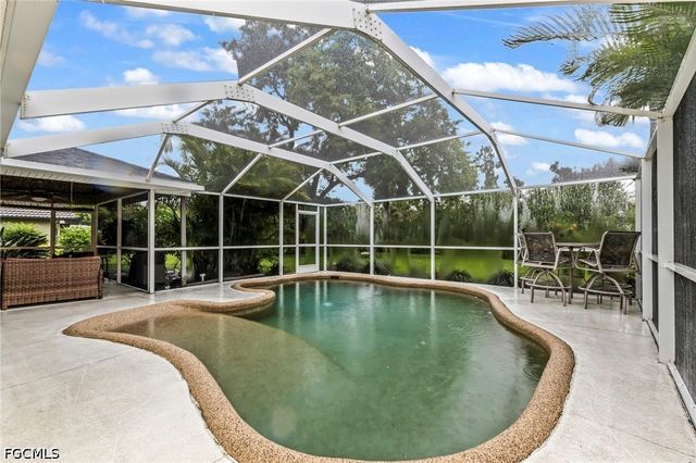 73 Manizaks AVE, Punta Gorda, FL 33983