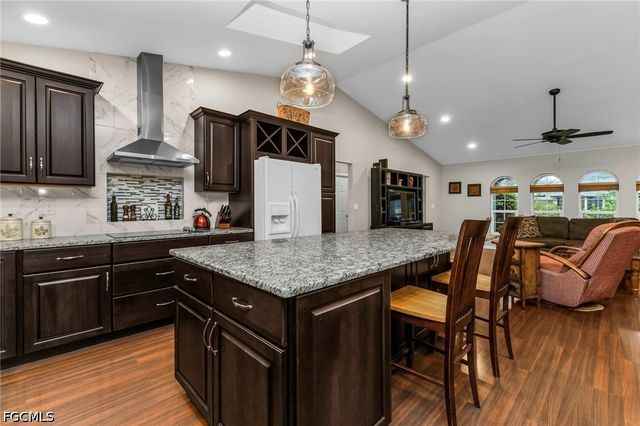73 Manizaks AVE, Punta Gorda, FL 33983
