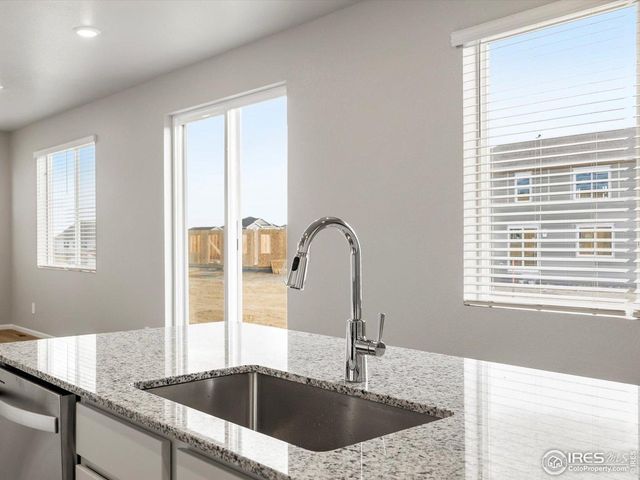 4671 Sunsplash Way, Johnstown, CO 80534