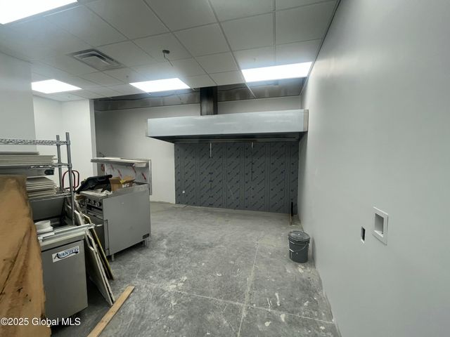 240 State Street 1, Schenectady, NY 12305