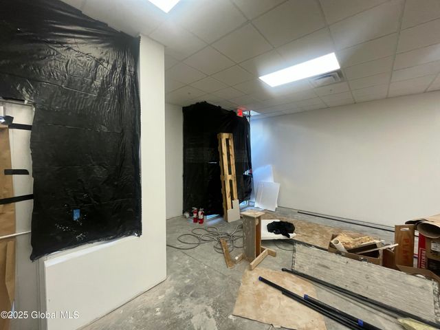240 State Street 1, Schenectady, NY 12305