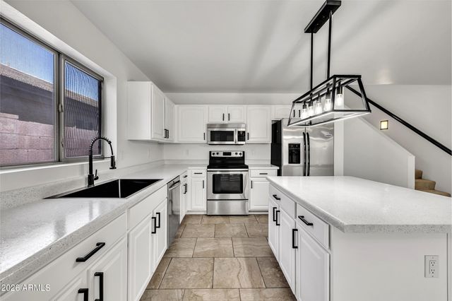 3783 W Morgan Lane, San Tan Valley, AZ 85144