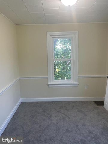 121 S 10TH ST, Quakertown, PA 18951