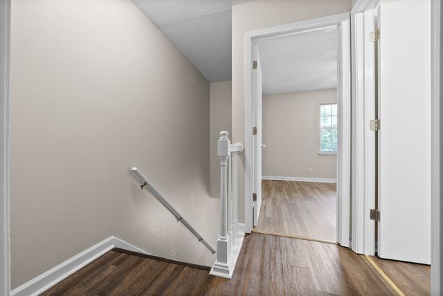 460 Martha Ln, Clarksville, TN 37043