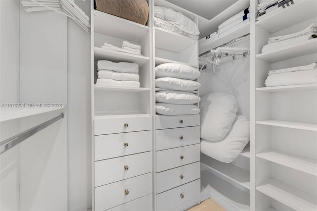 17121 Collins Ave 2405, Sunny Isles Beach, FL 33160