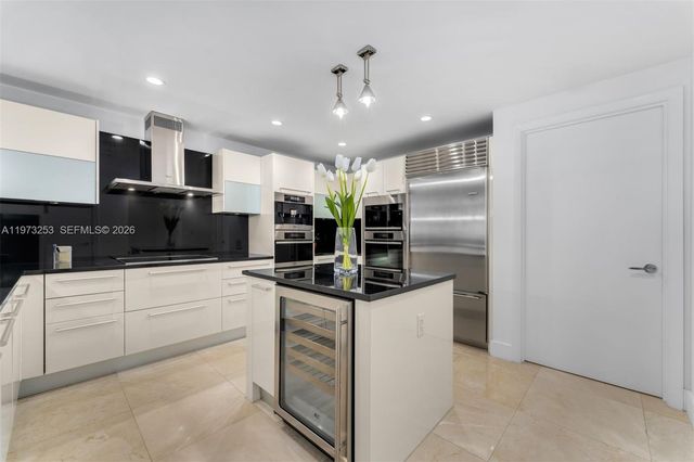 17121 Collins Ave 2405, Sunny Isles Beach, FL 33160