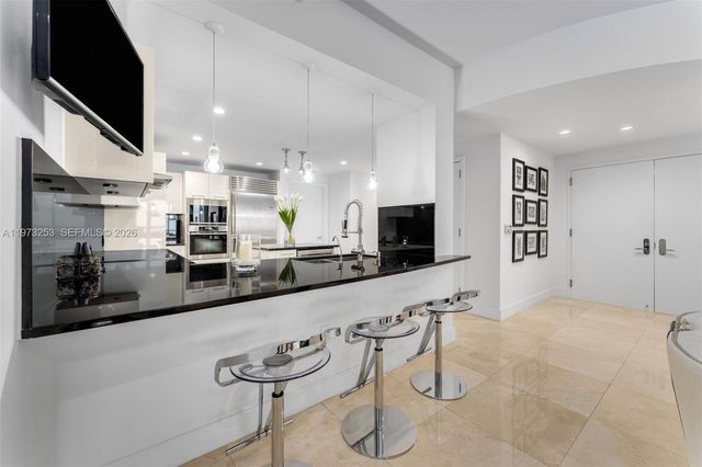 17121 Collins Ave 2405, Sunny Isles Beach, FL 33160