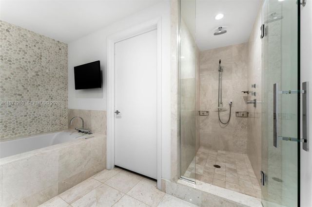 17121 Collins Ave 2405, Sunny Isles Beach, FL 33160