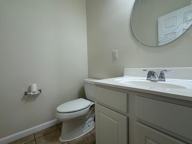 136 Thompkins Avenue, East Longmeadow, MA 01028