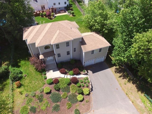 136 Thompkins Avenue, East Longmeadow, MA 01028