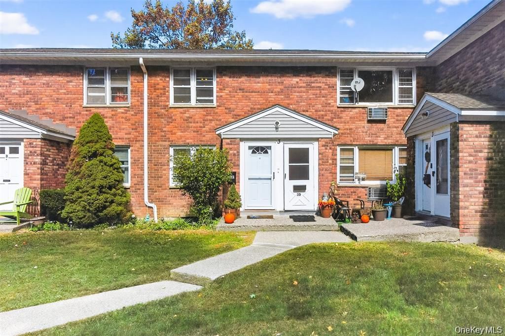 1668 Route 9 Unit 3C, Wappingers Falls, NY 12590