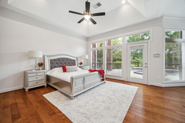 14 Tredington Street, Sugar Land, TX 77479