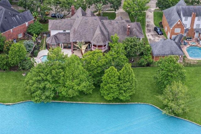 14 Tredington Street, Sugar Land, TX 77479
