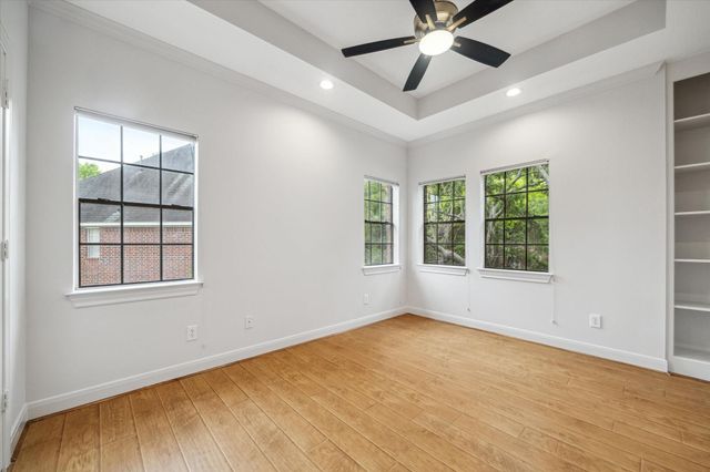 14 Tredington Street, Sugar Land, TX 77479