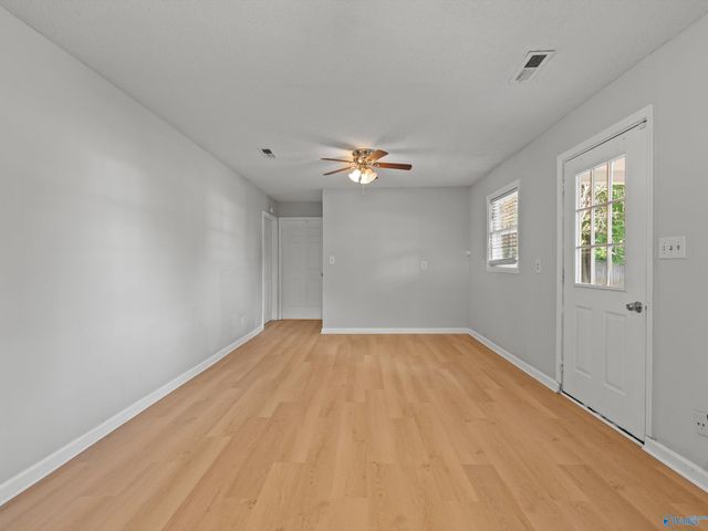 1721 Pennylane SE, Decatur, AL 35601