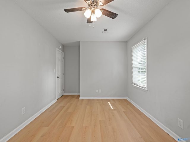 1721 Pennylane SE, Decatur, AL 35601