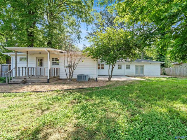 1721 Pennylane SE, Decatur, AL 35601