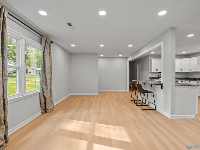 1721 Pennylane SE, Decatur, AL 35601