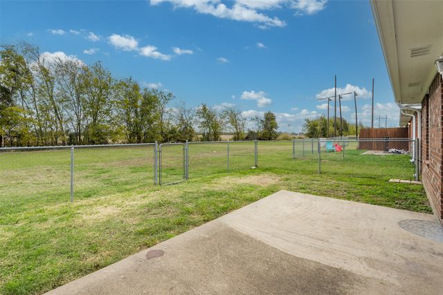 406 B Andrew Drive, Mabank, TX 75147