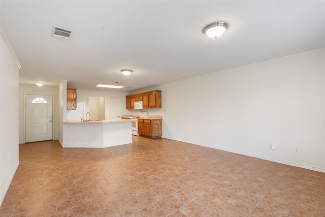 406 B Andrew Drive, Mabank, TX 75147
