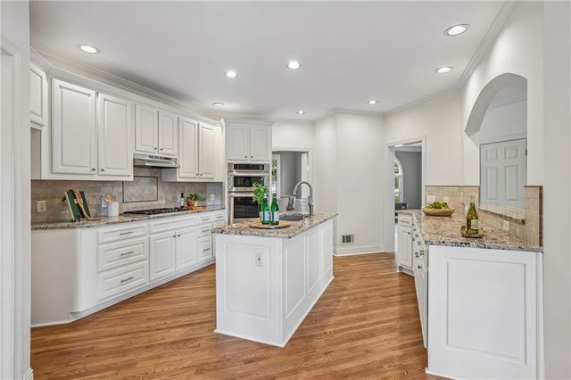 7600 Brookstead Crossing, Johns Creek, GA 30097