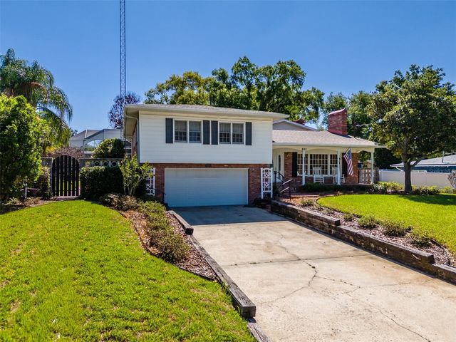 805 E SYLVAN DRIVE, Brandon, FL 33510