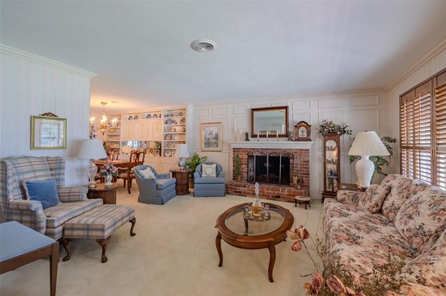 805 E SYLVAN DRIVE, Brandon, FL 33510