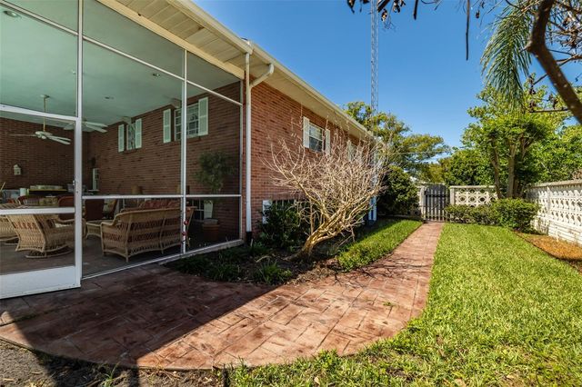 805 E SYLVAN DRIVE, Brandon, FL 33510