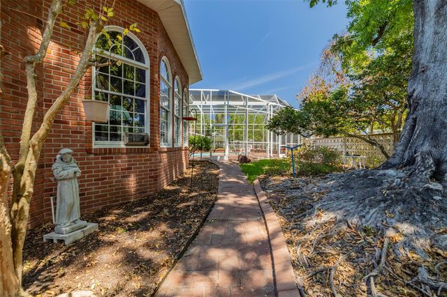 805 E SYLVAN DRIVE, Brandon, FL 33510