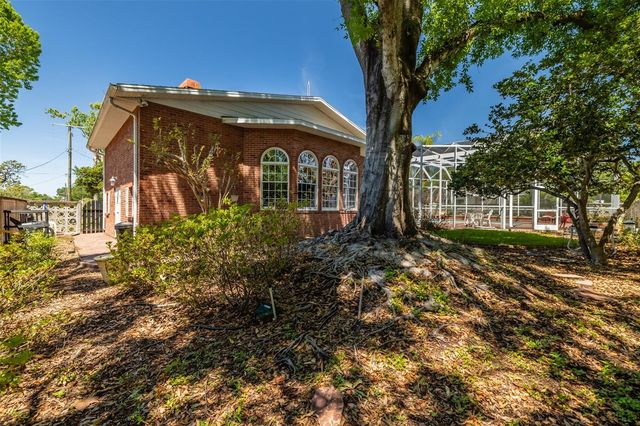 805 E SYLVAN DRIVE, Brandon, FL 33510