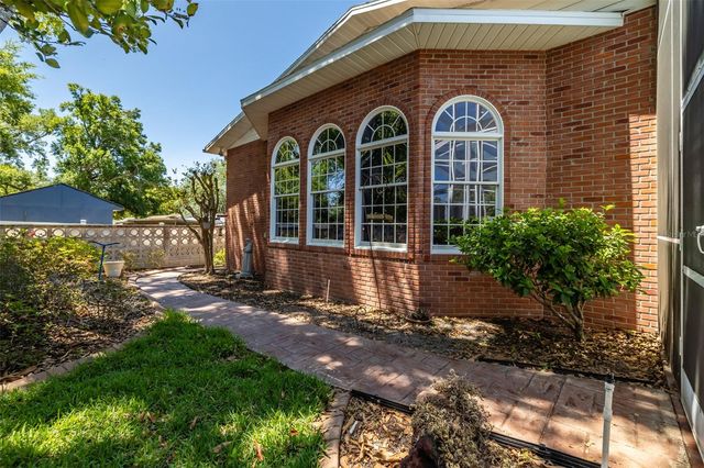 805 E SYLVAN DRIVE, Brandon, FL 33510