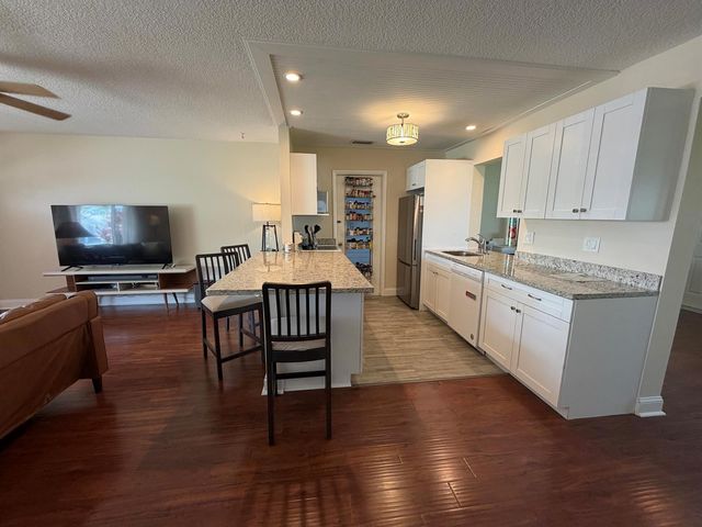 112 SW 9th Street, Boynton Beach, FL 33426