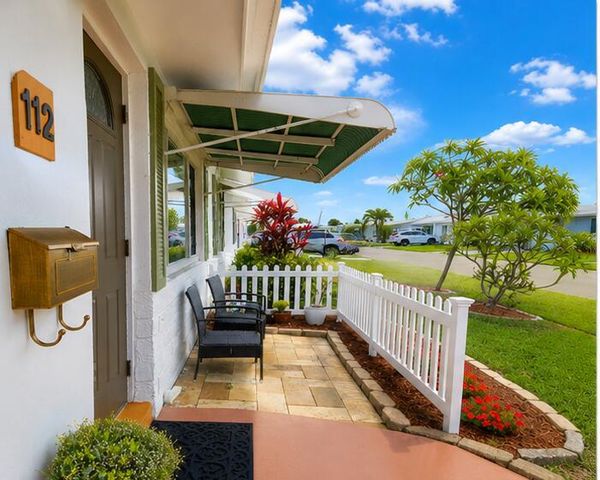 112 SW 9th Street, Boynton Beach, FL 33426