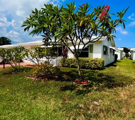 112 SW 9th Street, Boynton Beach, FL 33426
