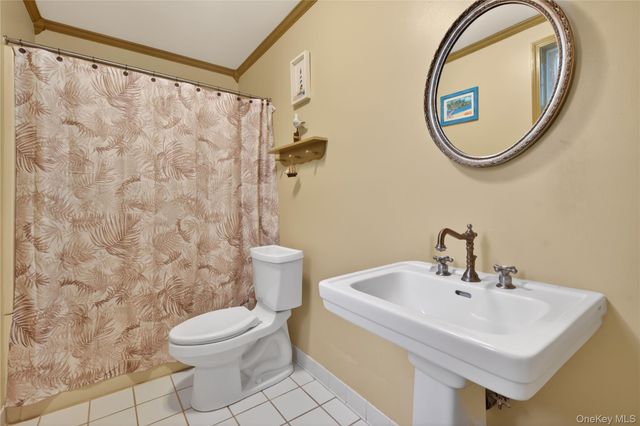 5 Columbia Circle, Highland Mills, NY 10930