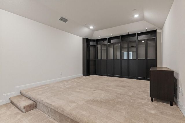 5704 Monrovia LN, Pflugerville, TX 78660