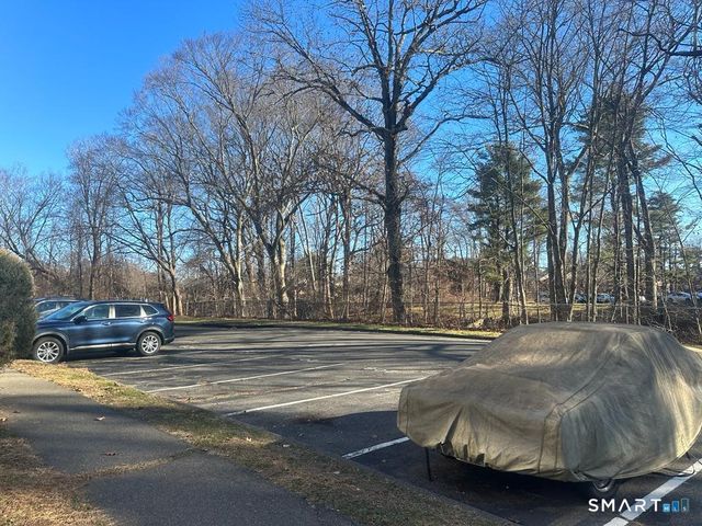 1170 Middle Turnpike West C2, Manchester, CT 06040