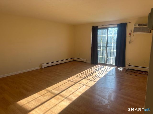 1170 Middle Turnpike West C2, Manchester, CT 06040