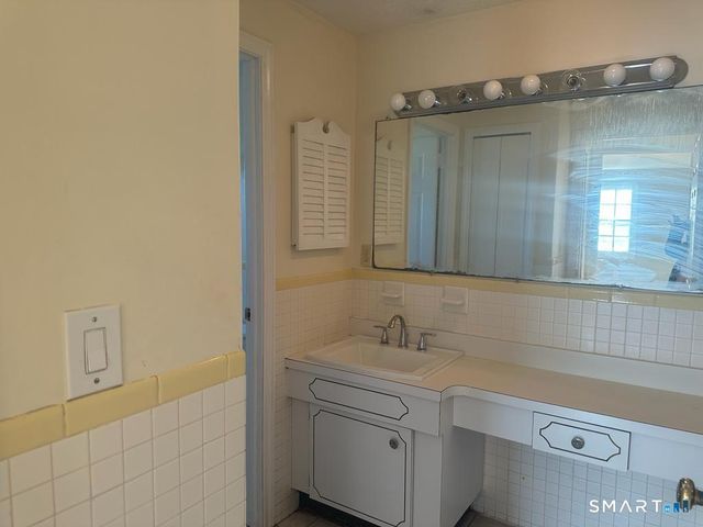1170 Middle Turnpike West C2, Manchester, CT 06040