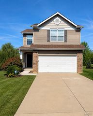 77 Parkgate Court, Lake St Louis, MO 63367