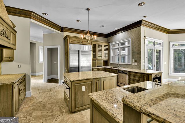 110 Standing Oak Place, Fayetteville, GA 30214