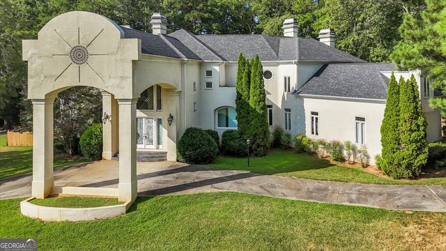 110 Standing Oak Place, Fayetteville, GA 30214