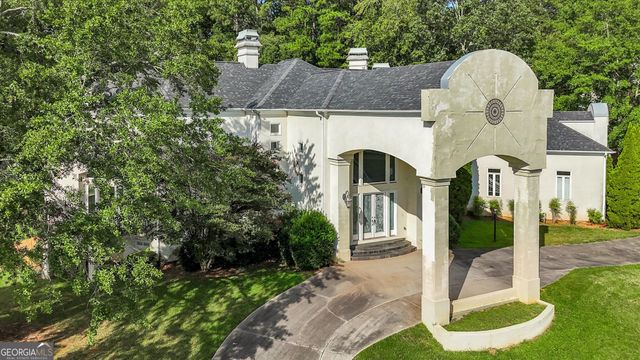 110 Standing Oak Place, Fayetteville, GA 30214