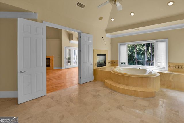 110 Standing Oak Place, Fayetteville, GA 30214