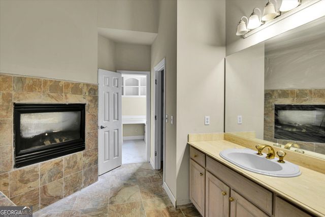 110 Standing Oak Place, Fayetteville, GA 30214