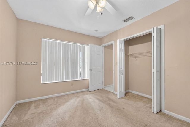 7761 NW 36th St, Davie, FL 33024