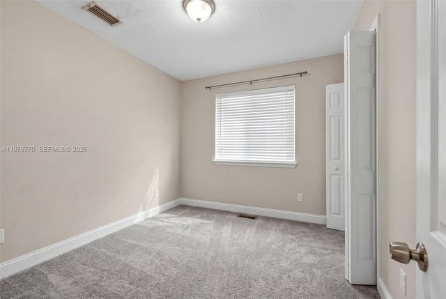 7761 NW 36th St, Davie, FL 33024