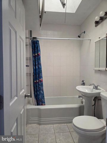 5257 HOWLAND ST, Philadelphia, PA 19124